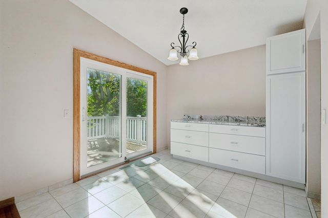 75 Pleasant Lane E, Excelsior, MN 55331