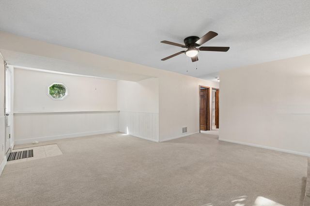 75 Pleasant Lane E, Excelsior, MN 55331