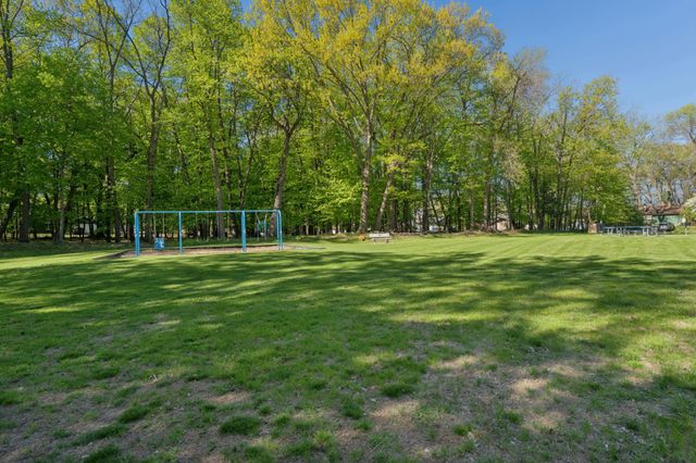 75 Pleasant Lane E, Excelsior, MN 55331