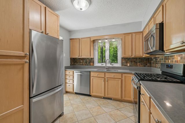 75 Pleasant Lane E, Excelsior, MN 55331