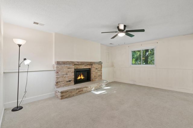 75 Pleasant Lane E, Excelsior, MN 55331
