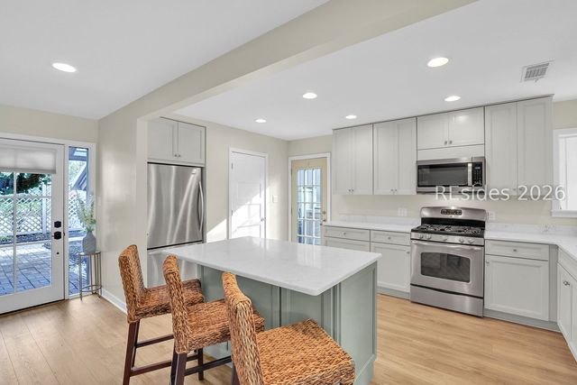 11 Stable Gate Rd, Hilton Head Island, SC 29926