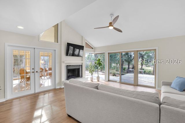 11 Stable Gate Rd, Hilton Head Island, SC 29926