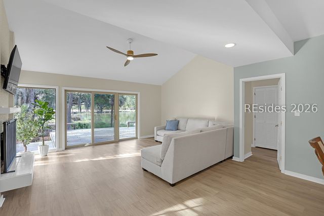 11 Stable Gate Rd, Hilton Head Island, SC 29926