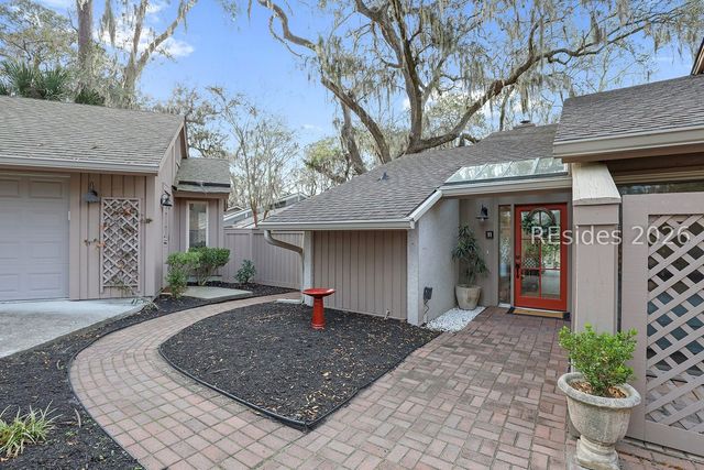 11 Stable Gate Rd, Hilton Head Island, SC 29926