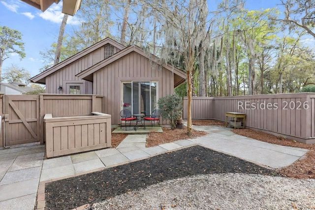 11 Stable Gate Rd, Hilton Head Island, SC 29926