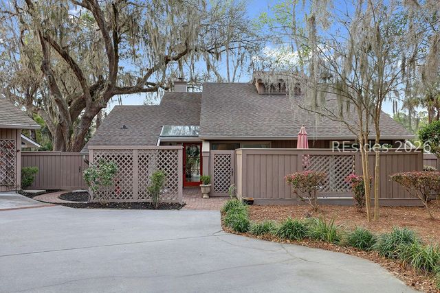 11 Stable Gate Rd, Hilton Head Island, SC 29926