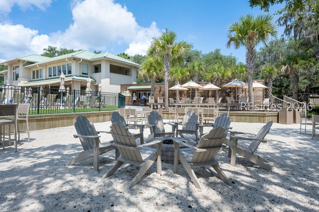 11 Stable Gate Rd, Hilton Head Island, SC 29926