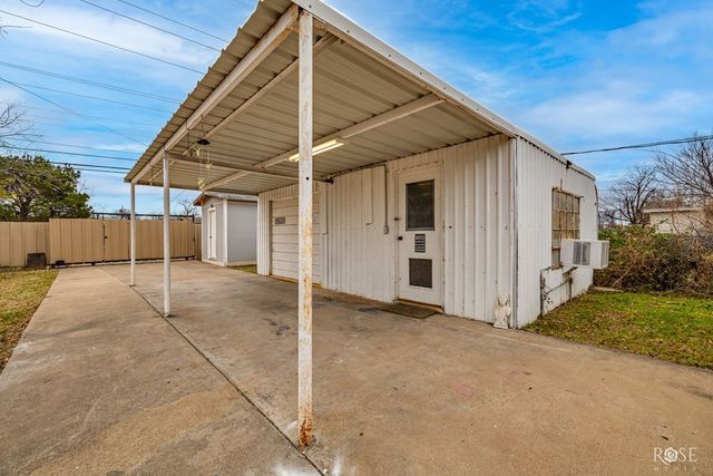 2011 Edmund Boulevard, San Angelo, TX 76901