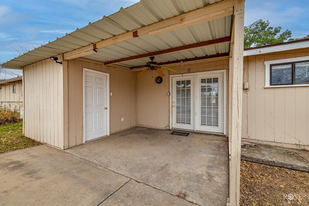 Image 22 of property listing at 2011 Edmund Blvd, San Angelo, TX 76901