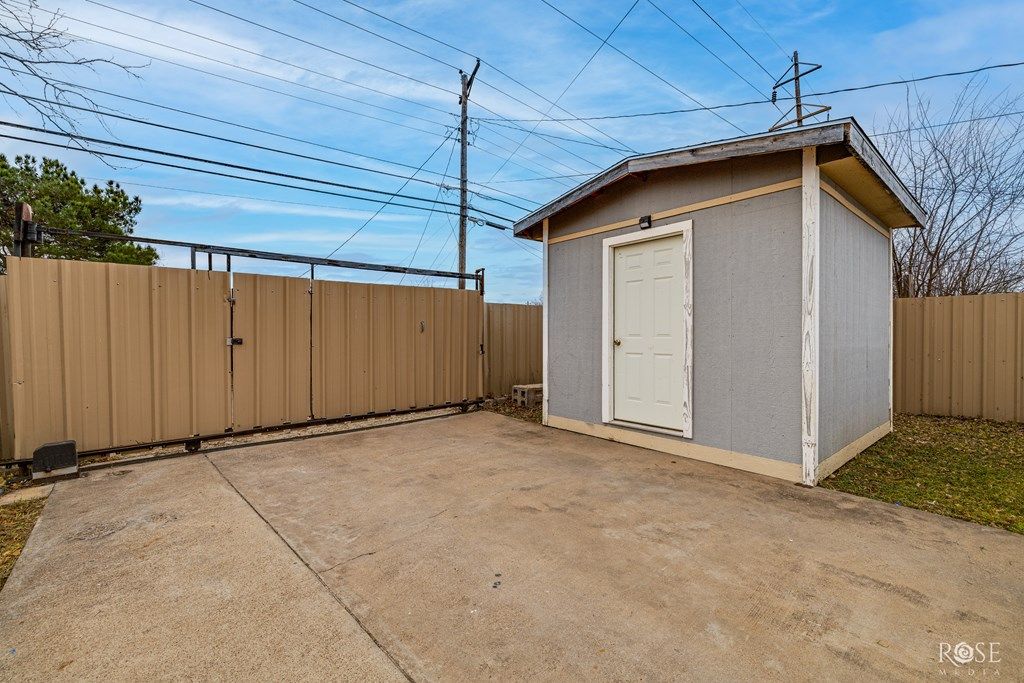 Image 26 of property listing at 2011 Edmund Blvd, San Angelo, TX 76901