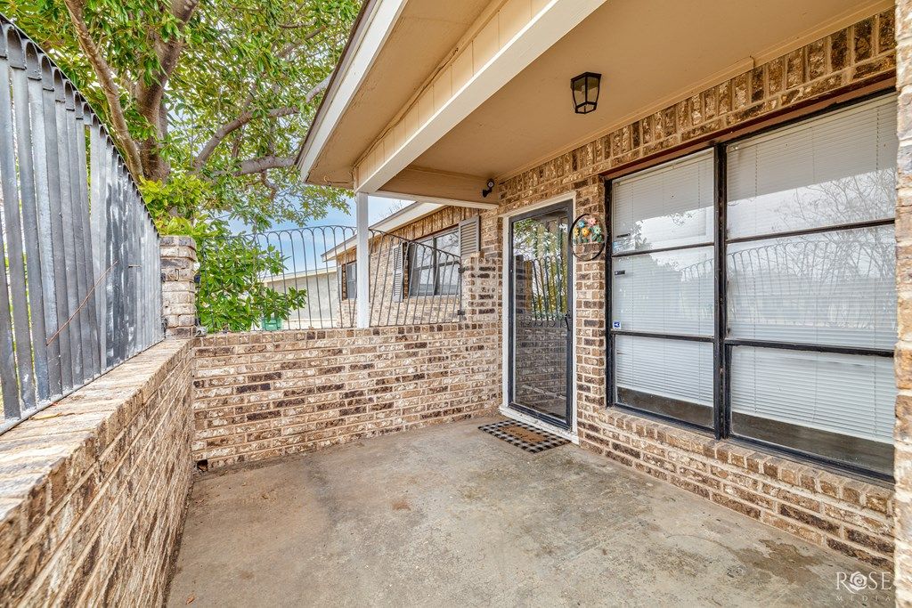 Image 5 of property listing at 2011 Edmund Blvd, San Angelo, TX 76901