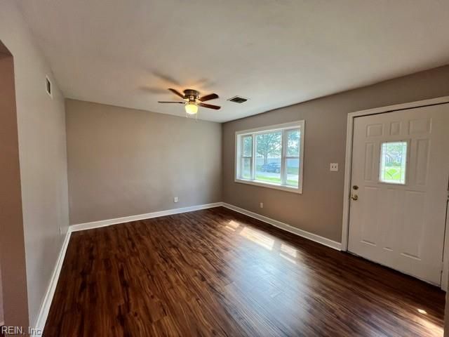 528 Minute Men RD, Virginia Beach, VA 23462