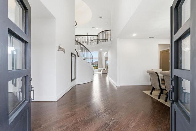 11 Laurel Wreath Trail, Sugar Land, TX 77498