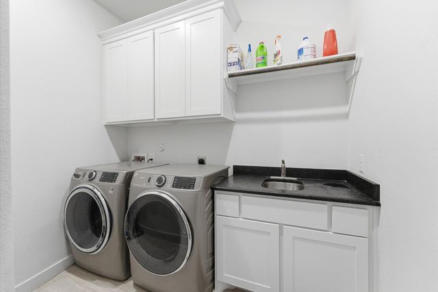 11 Laurel Wreath Trail, Sugar Land, TX 77498