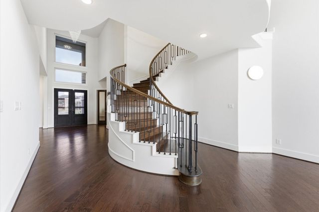 11 Laurel Wreath Trail, Sugar Land, TX 77498