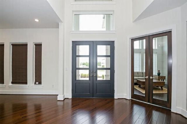 11 Laurel Wreath Trail, Sugar Land, TX 77498