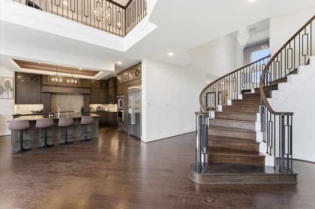 11 Laurel Wreath Trail, Sugar Land, TX 77498