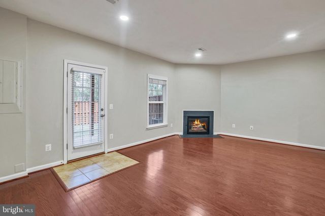 42473 PATRICK WAYNE SQ, Broadlands, VA 20148