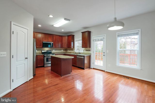 42473 PATRICK WAYNE SQ, Broadlands, VA 20148