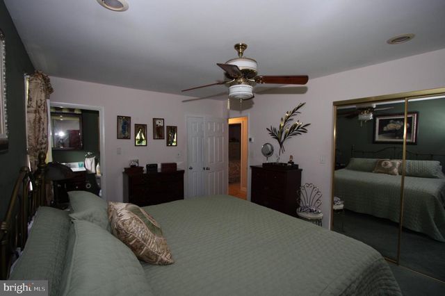 1 ARC CT, Absecon, NJ 08201
