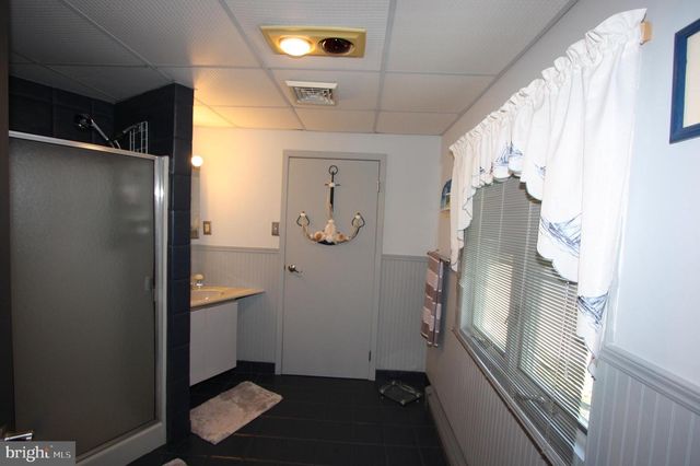 1 ARC CT, Absecon, NJ 08201