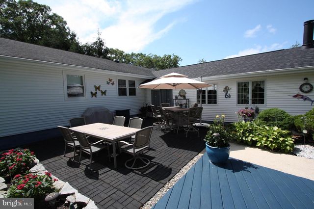1 ARC CT, Absecon, NJ 08201