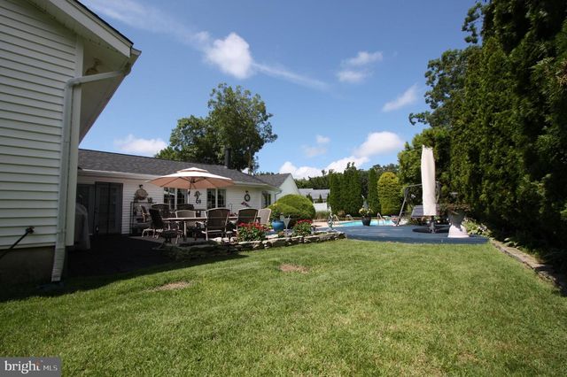 1 ARC CT, Absecon, NJ 08201