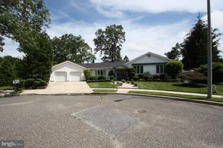 1 ARC CT, Absecon, NJ 08201