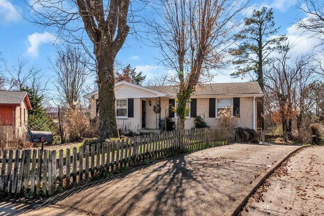 128 Dowdy Ct, Antioch, TN 37013