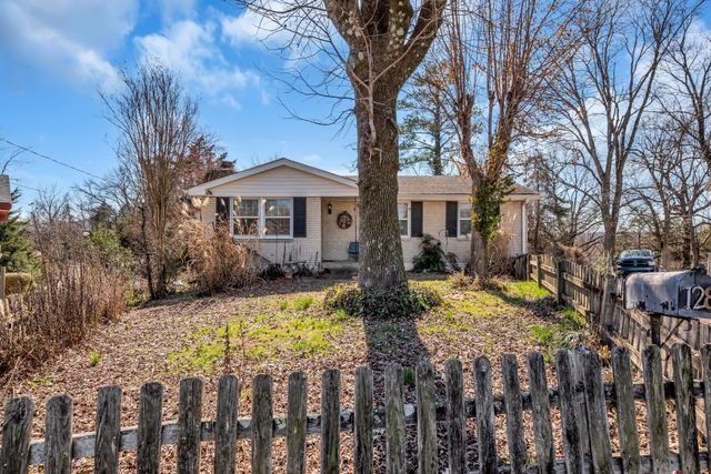 128 Dowdy Ct, Antioch, TN 37013