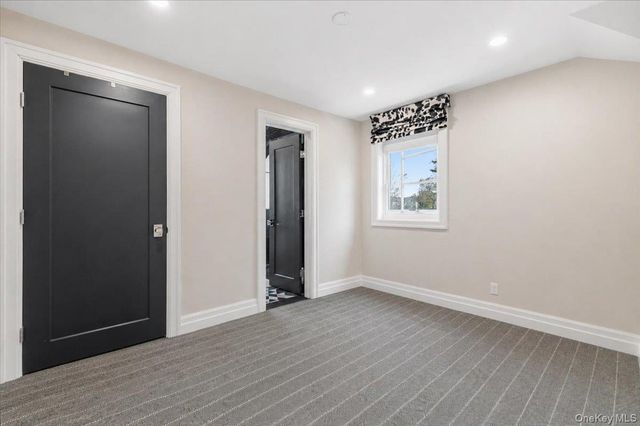 230 Ocean Avenue, Lawrence, NY 11559