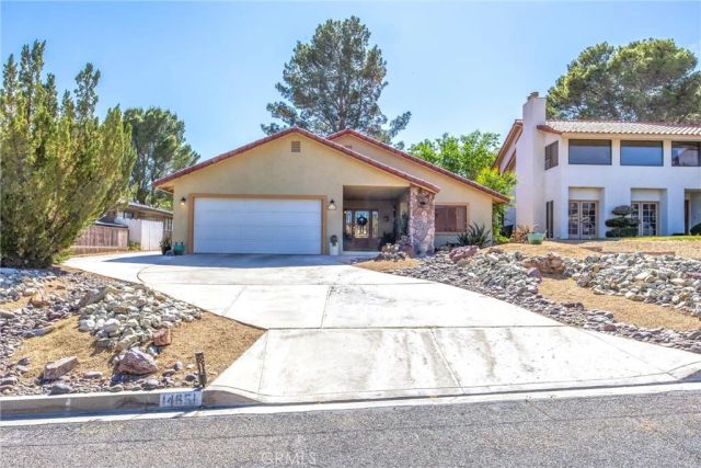 14651 Greenbriar Drive, Helendale, CA 92342