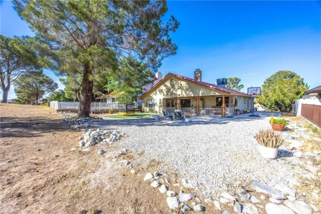14651 Greenbriar Drive, Helendale, CA 92342