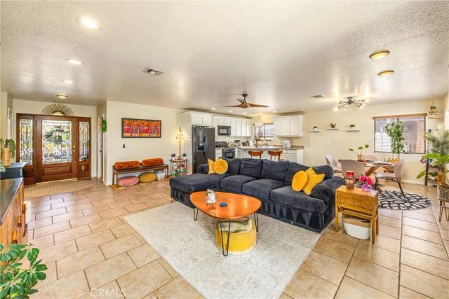 14651 Greenbriar Drive, Helendale, CA 92342