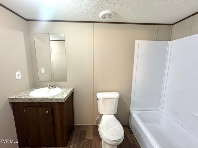 236 Redwood Drive, Raven, VA 24639