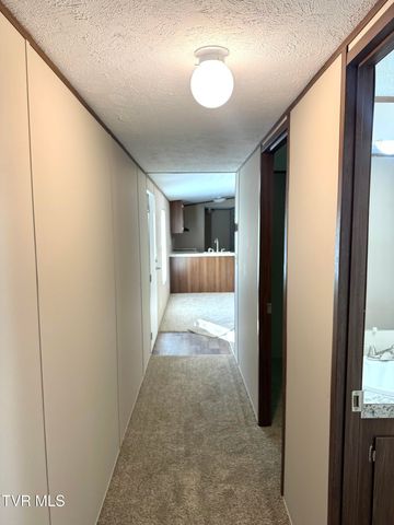 236 Redwood Drive, Raven, VA 24639