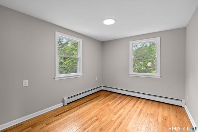 40 Woodside Lane, Plainville, CT 06062