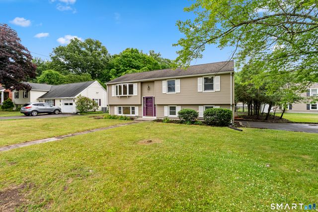 40 Woodside Lane, Plainville, CT 06062