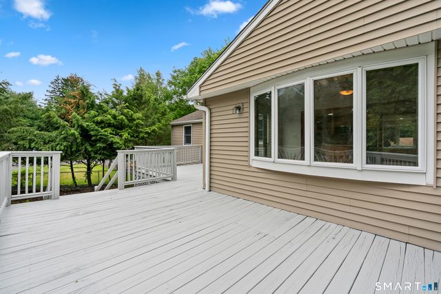 40 Woodside Lane, Plainville, CT 06062