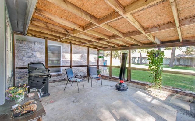 9502 Ballin David Drive, Spring, TX 77379