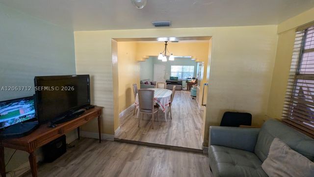 1655 SW 20th St, Miami, FL 33145