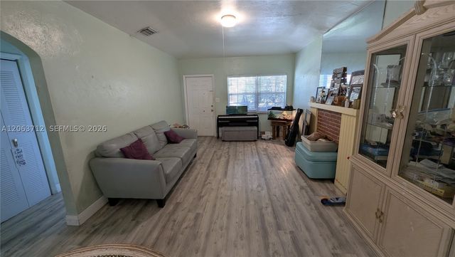 1655 SW 20th St, Miami, FL 33145