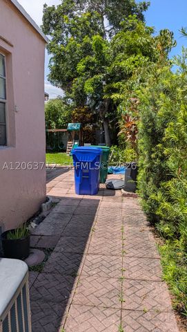 1655 SW 20th St, Miami, FL 33145