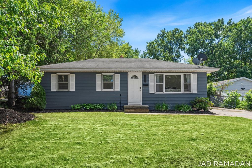 1620 32nd Street, Wyoming, MI 49519