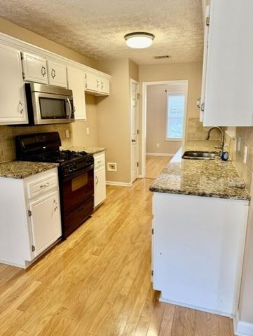 4 Hillstone Way, Cartersville, GA 30121