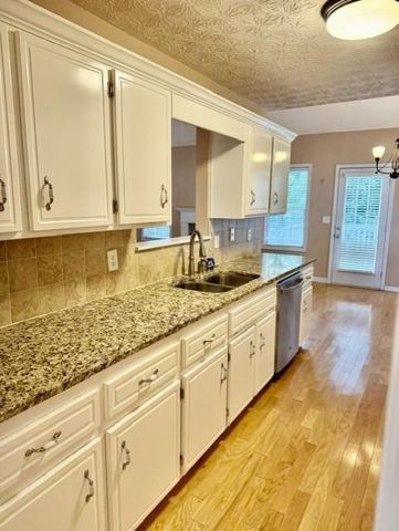 4 Hillstone Way, Cartersville, GA 30121