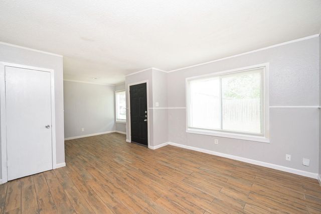 506 N 3rd Street 2, Richmond, TX 77469