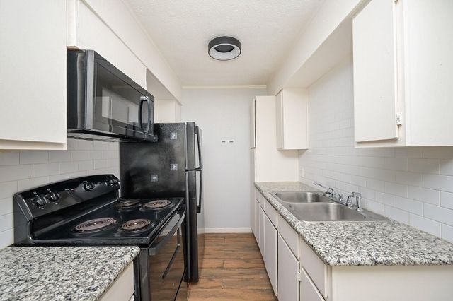 506 N 3rd Street 2, Richmond, TX 77469