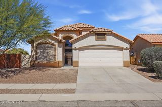 8903 E Marci Lynne Way, Tucson, AZ 85747